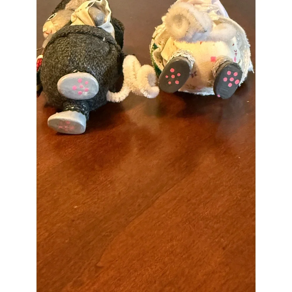 Vintage christmas mr & mrs mouse dressed‎ for the holiday ornaments couple